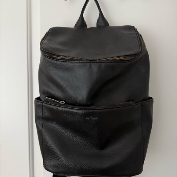 Matt & Nat Handbags - Matt & Nat Charcoal Backpack